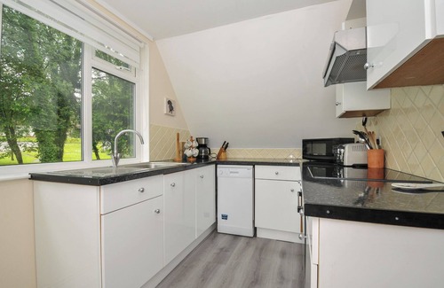 Saint Ann's Chapel Cottage | VALLEY LODGE 2, pet friendly, with pool in Callington