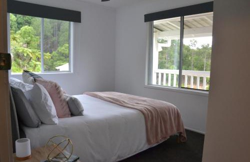 Currumbin Valley House | Valley Retreat