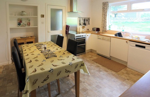 Biggar Cottage | Valley View Broughton