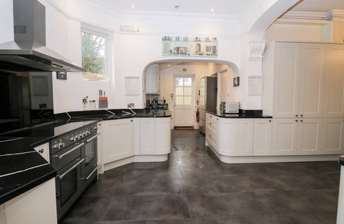 Dalton-in-Furness House | VALLEY VIEW, pet friendly, with hot tub in Dalton-In-Furness
