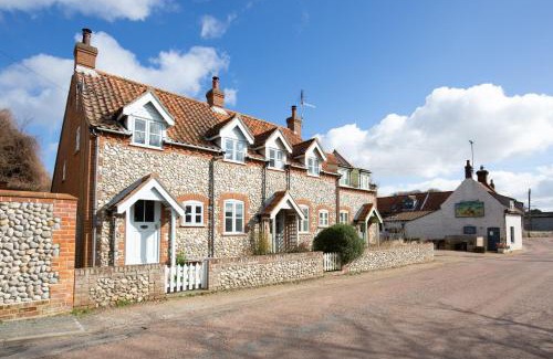 Stiffkey House | Valley View