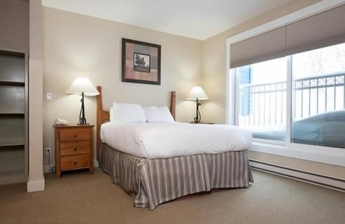 Silver Star Mountain Hotel | Vance Creek Hotel & Conference Centre