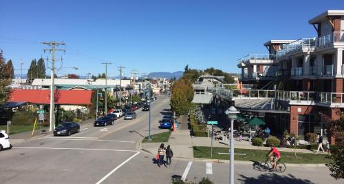 Richmond House | Vancouver Homestay Inn
