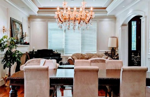 Oakridge House | Vancouver luxury Hotel