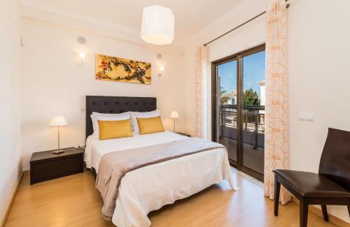 Correeira Apartment | Vandalou By ALzira