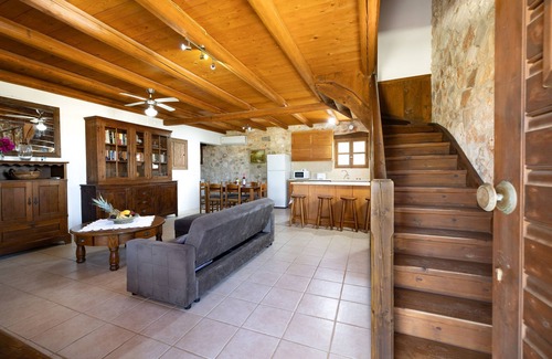 Porto Koukla House | Vardiola Houses - Traditional 4 Bedroom House