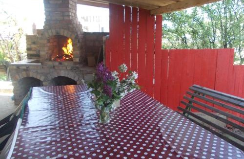 Slatina Apartment | Varipatti House