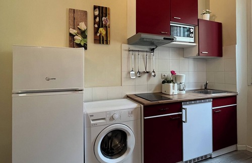 Santa Maria Novella Apartment | Vasari Florence Apt B 5-Minute Walk from SMN Station