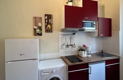 Santa Maria Novella Apartment | Vasari Florence Apt B 5-Minute Walk from SMN Station