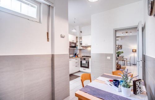 Quartiere XIII Aurelio Apartment | Vaticanum Modern & Family Apartment