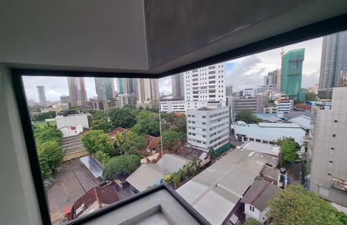 Ibbanwala Apartment | VAUX Park Street