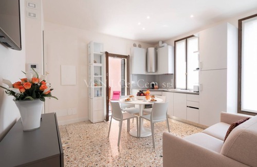 Cannaregio Apartment | Ve.N.I.Ce Cera Remer Suite