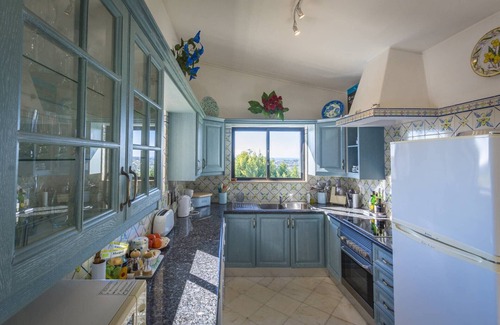 Funchal Villa | Veado – beautiful 4-bed villa with private heated pool & stunning seaviews
