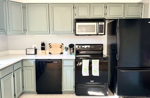 Millville House | Veda Vista - A Rustic Modern Home 10 min from Harpers Ferry National Park