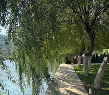 Orsova House | Vega Resort Restaurant & Lodge