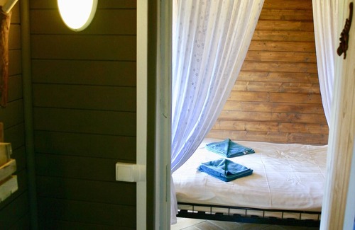 Bargemon Bed & Breakfast | Vegan organic chambre d'hôtes ABRIECOSY