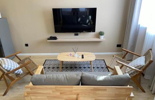 Ban Phan Thom Apartment | Vélin Khaosan - 3rd Floor apartment with 2Bedrooms
