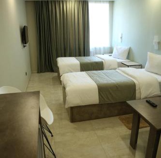 Martuni Hotel | Vell Grey Hotel