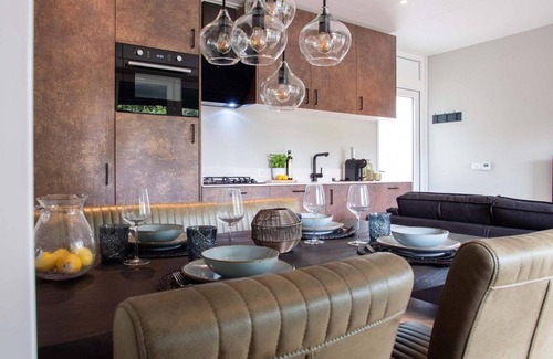 Garderen Ski Chalet | ✓ Veluwe hoeve on Resort Veluwe ✓ Holiday home for 5 persons ✓ Situated in Garderen (Gelderland) ✓ Holiday park at the Veluwe ✓ Book directly at the park