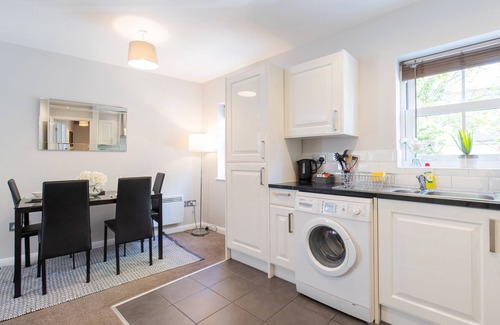 Hoddesdon Apartment | Velvet 2-bedroom Apartment, Brewery Road, Hoddesdon