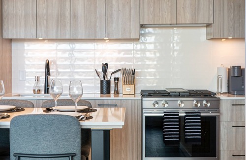 Kensington Condo | Velvety Views 2BR Across from Grocery