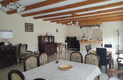 Lemnia House | Vendel Guesthouse