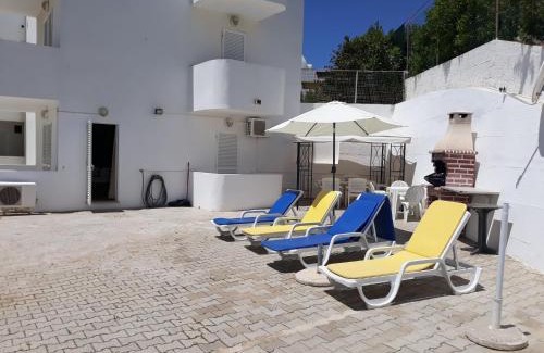 Oura Apartment | venha nadar a oura