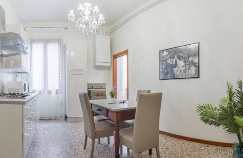 San Polo Apartment | Venice Luxury Palace 6 by Wonderful Italy