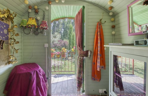 Cabannes House | Vent de Bohème, atypical caravan in Cabannes
