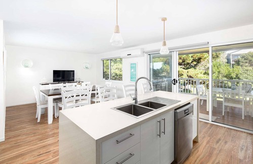 Ventnor House | Ventnor Beachhouse