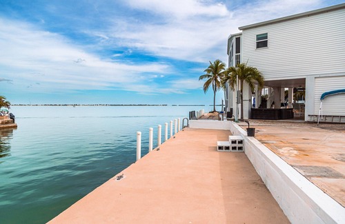 Cudjoe Key RV Rental | Venture Out RV lot 223