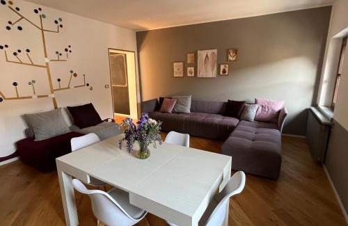 Venzone Apartment | Venzhome