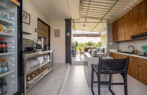 Denpasar Timur Apartment | Verdant Bali Sekar Sari Sanur Bali Deluxe Studio Apt