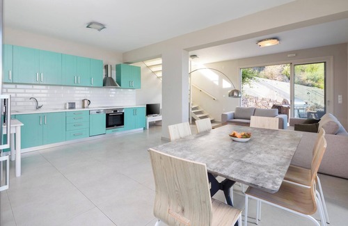 Agia Pelagia Chlomou Villa | Verde Azur - Four Bedroom Villa, Sleeps 8