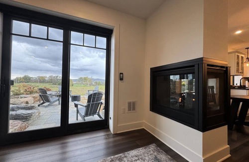 New Haven Apartment | Vermont Modern Farmhouse + 46 acres + spectacular