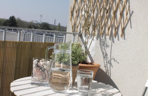 Saint-Cyr-l'Ecole Apartment | Versailles (Palace) , Paris area