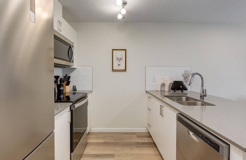 Cranston Condo | "Vertex" Brand New 1 Bed in Cranston