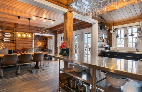 Trysil Ski Chalet | Very beautiful and cozy cabin, with outdoor jacuzzi and close to pists