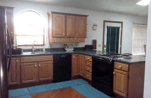 Las Vegas House | Very clean, quiet, 3/4-acre adorable getaway, near Strip/Downtown