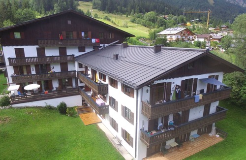 Hinterthal Apartment | Very cosy flat, piste on walking distance