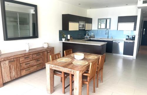 Cole Bay Apartment | Very luxury Waterfront apartment at Las Brisas