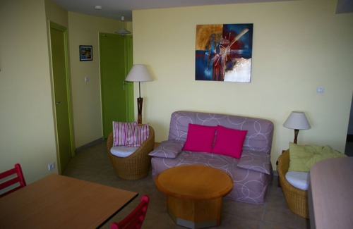 Binic Apartment | very nice apartment located in DRC superb sea view house