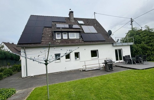 Kreuztal House | Very nice, bright, large apartment