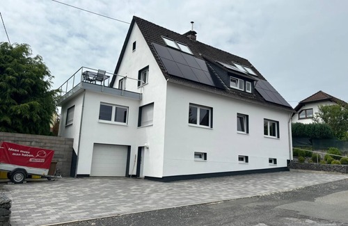 Kreuztal House | Very nice, bright, large apartment