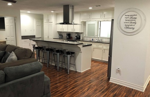 New Caney House | Very Nice Country Stay Not Far Away