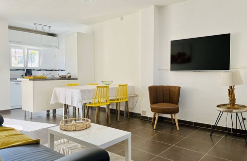 Valras-Plage House | Very nice house courtyard WIFI-150 m from the beach- PROMO 25% APRIL-MAY- OCT