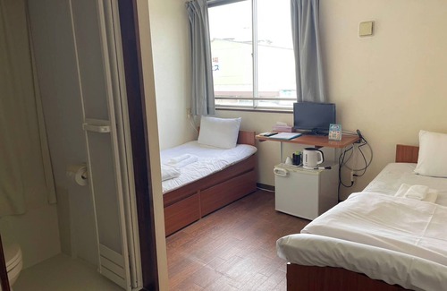 Adaniya Hotel | Very popular hotel for sightseeing in Okinawa Arena Free parking no overnight stayTwin room/Nakagami-gun Okinawa
