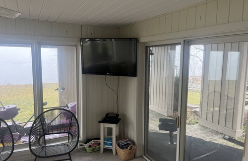 Selwyn House | Very private Lakehouse rental