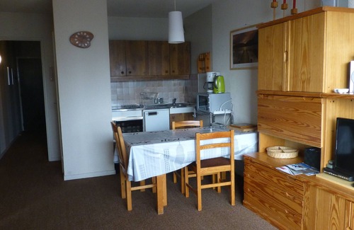Autrans-Meaudre-en-Vercors Apartment | Very quiet apartment in residence far from the road, free shuttle to 100m