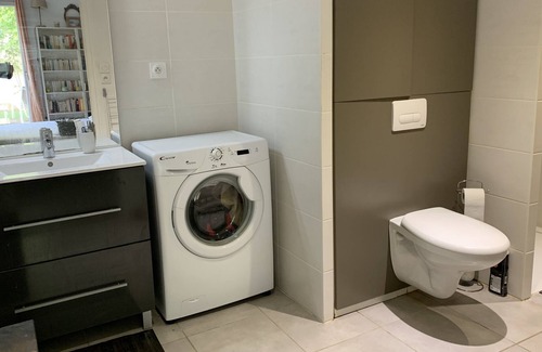 3rd Arrondissement Apartment | Very quiet apartment with south garden Lyon Monplaisir district